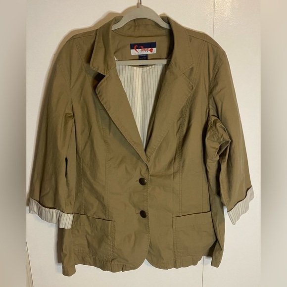 Women’s Tan Mwah Blazer Style Lightweight Tan Plus Size Jacket Size 18W/20W - Picture 1 of 5